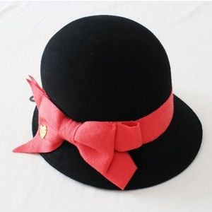 Betsey Johnson Black Pink 100% Wool Bow Bucket Hat